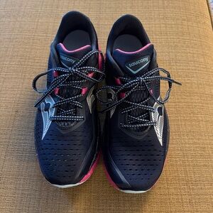 Saucony Women’s Endorphin Speed 4 Size 9.5